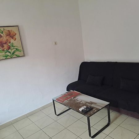 Dejan Apartment 2-Top Centar-Old Town Studio Pula Room photo